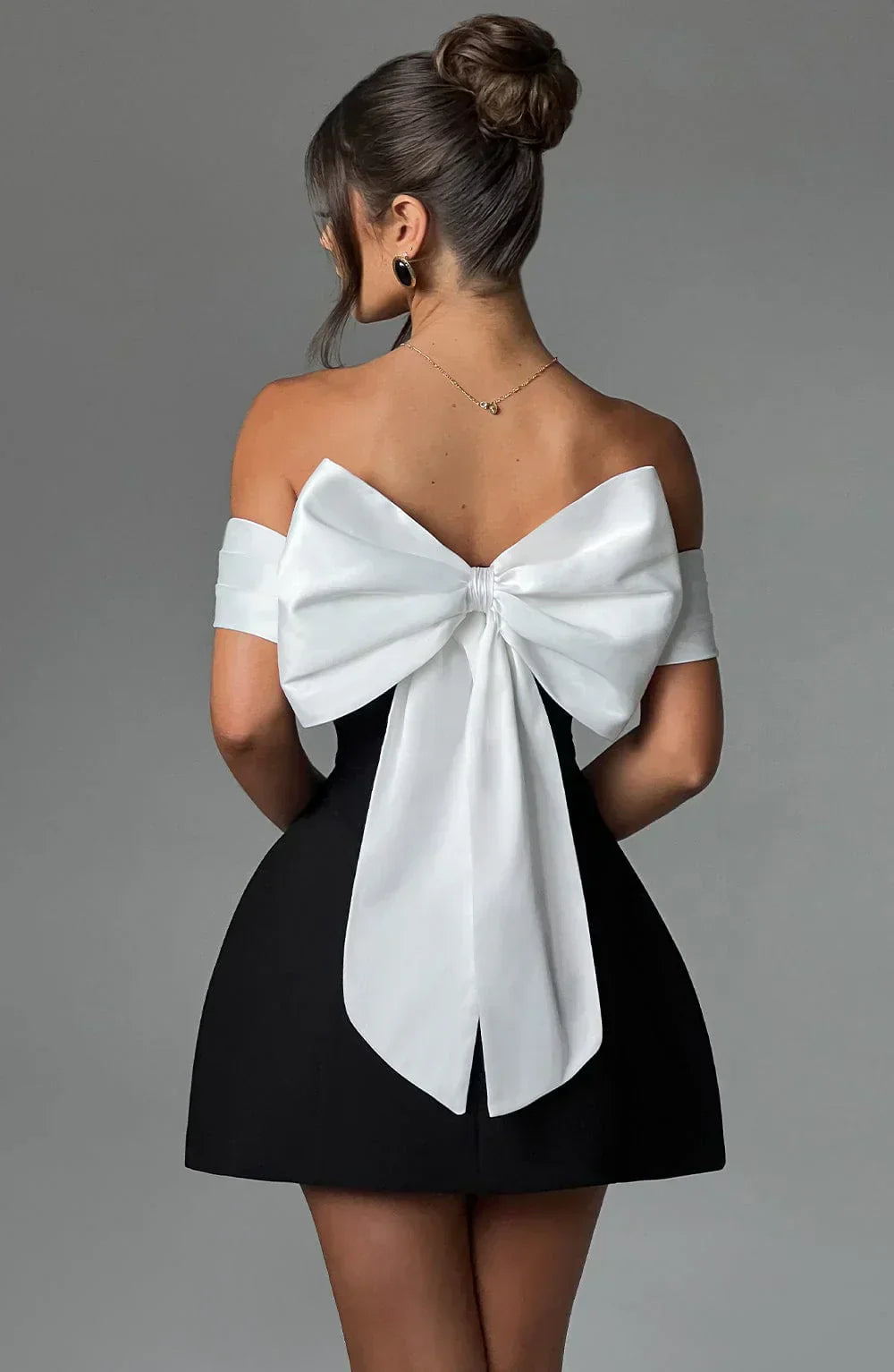 Mila - Mini dress (zwart/wit)