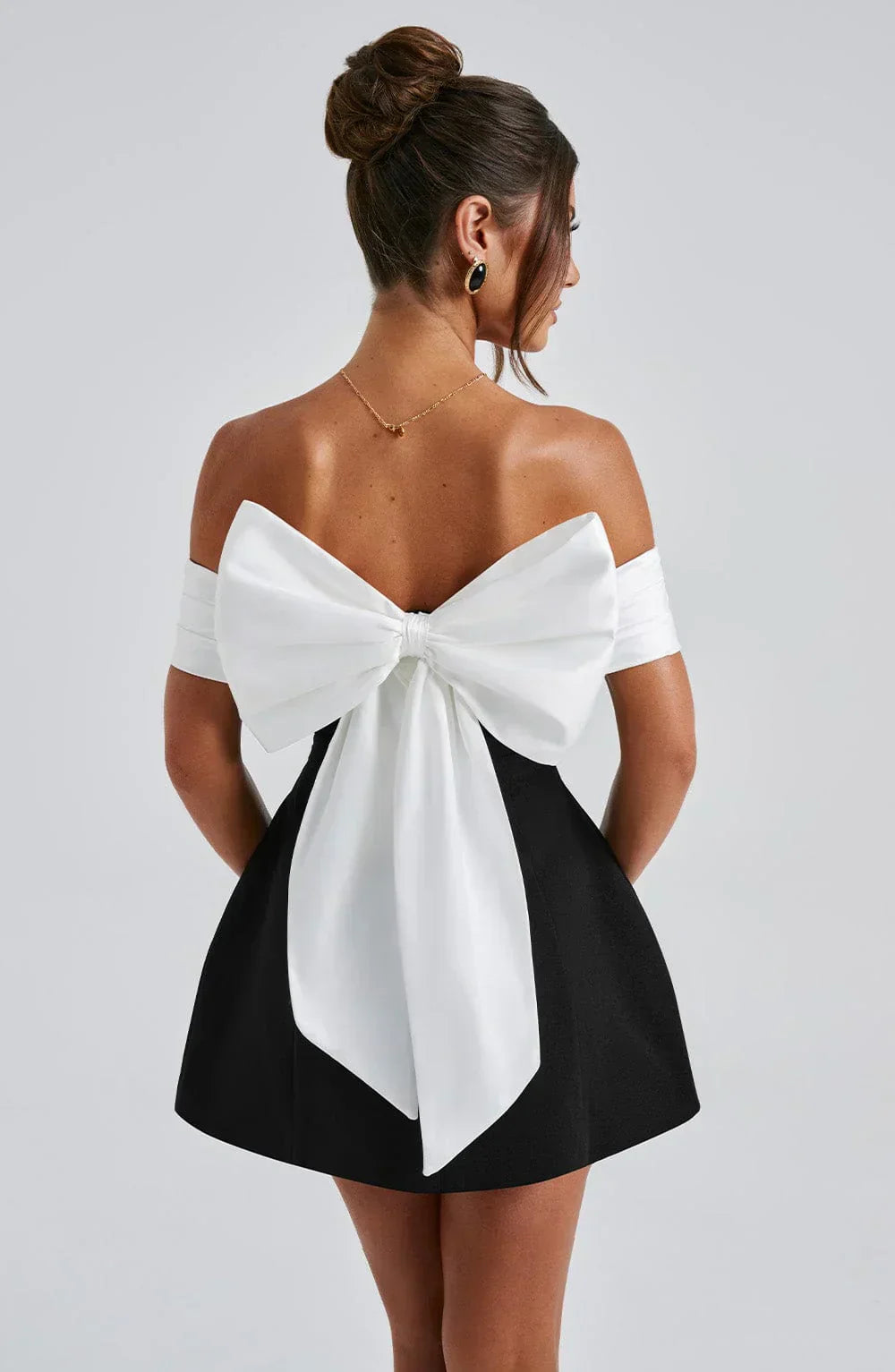 Mila - Mini dress (zwart/wit)