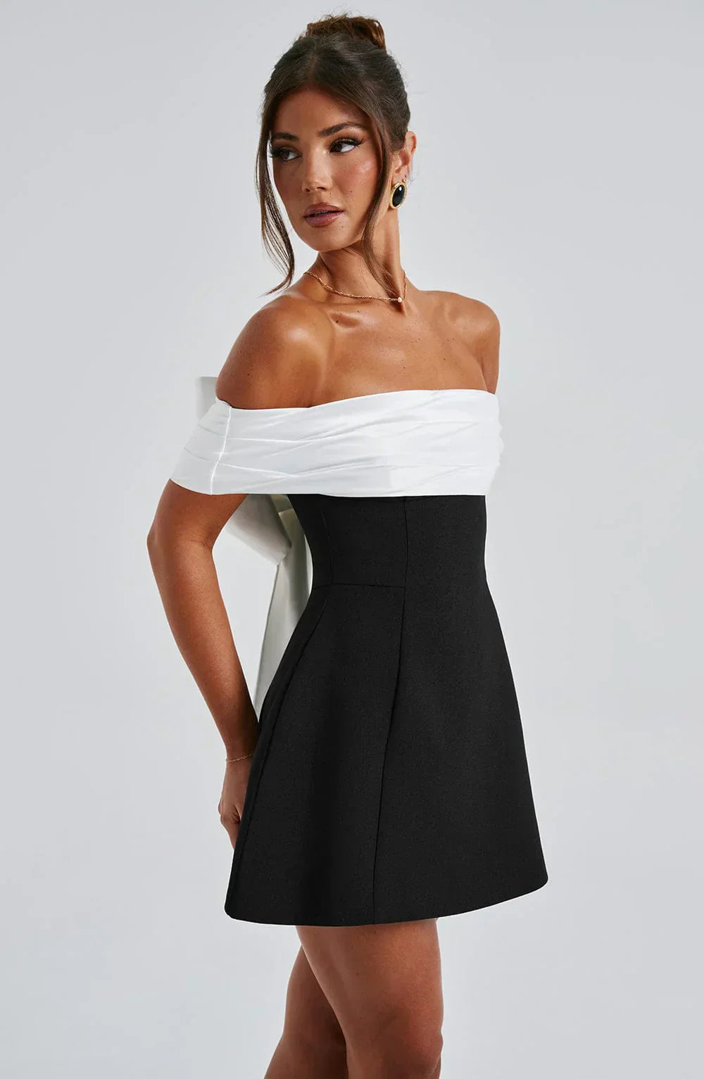Mila - Mini dress (zwart/wit)