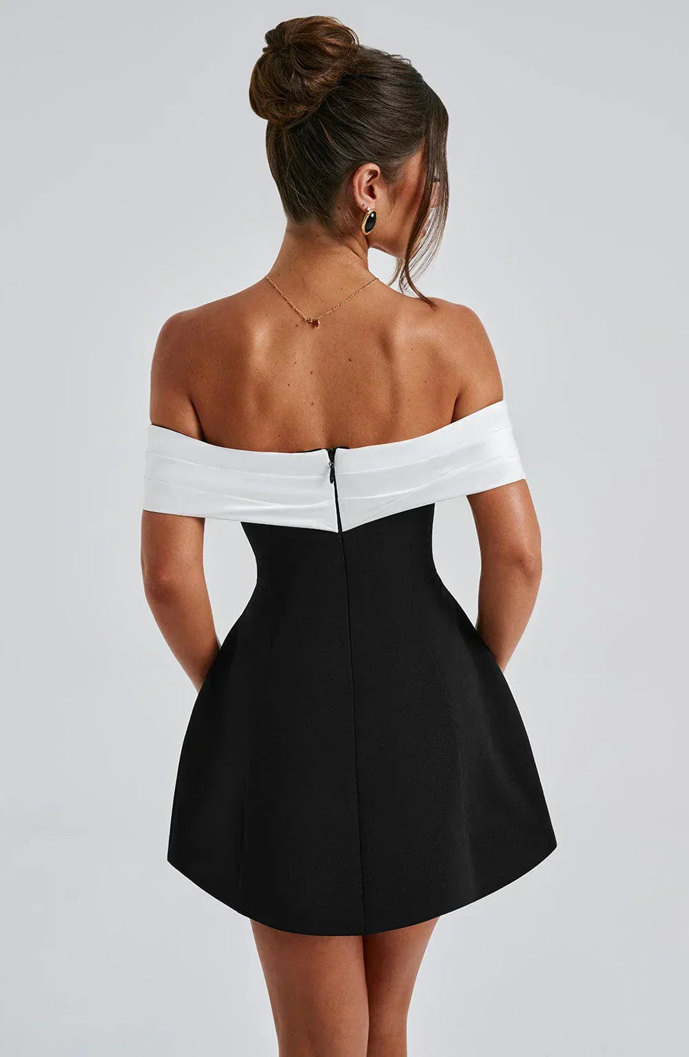 Mila - Mini dress (zwart/wit)